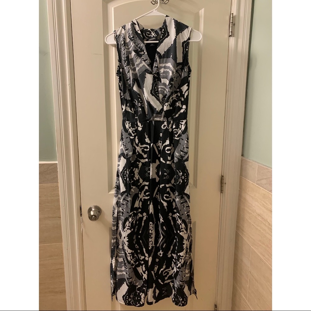 [EUC] MONKI Elegant and chic maxi dress